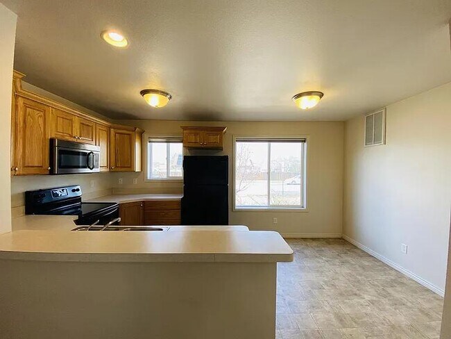 Building Photo - 3424 W Babcock St