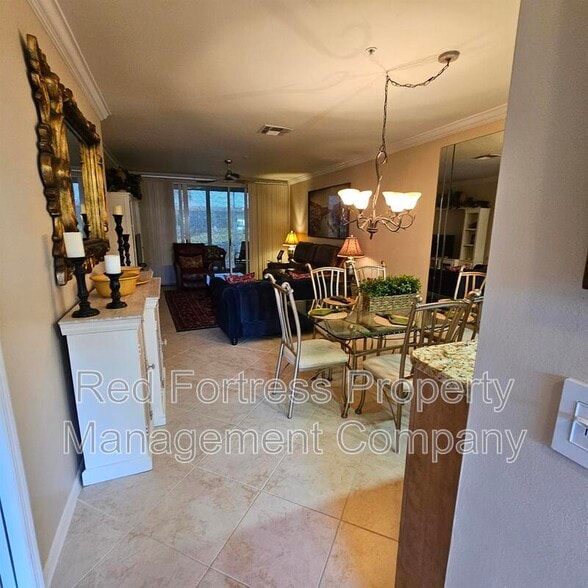 Building Photo - 14771 Hole in 1 Cir