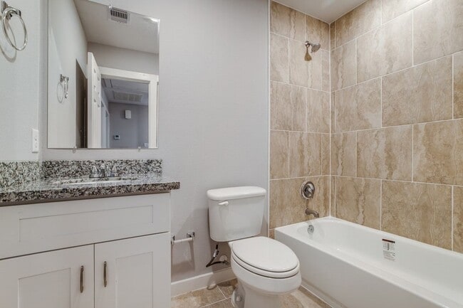 Building Photo - 5705 Breland St