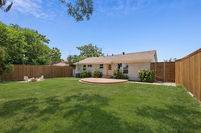 Building Photo - 519 Royal Crest Dr