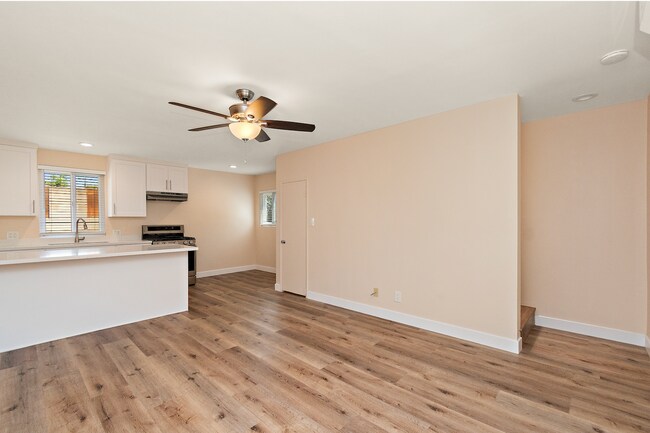 Building Photo - Private South Redondo Beach Back House | Fully Remodeled | 2-Car Garage | Minutes to the Beach!