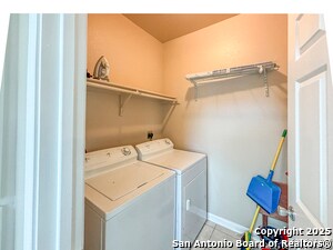 Building Photo - 129 Chapel Hill Cir