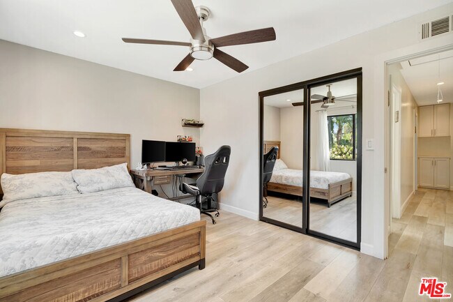 Building Photo - 6324 Geyser Ave