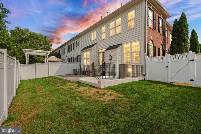 Building Photo - 43616 Carradoc Farm Ter