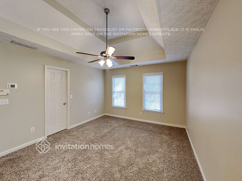 Building Photo - 3241 St Claire Ct