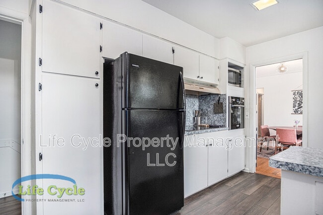 Building Photo - 1546 7th St NW