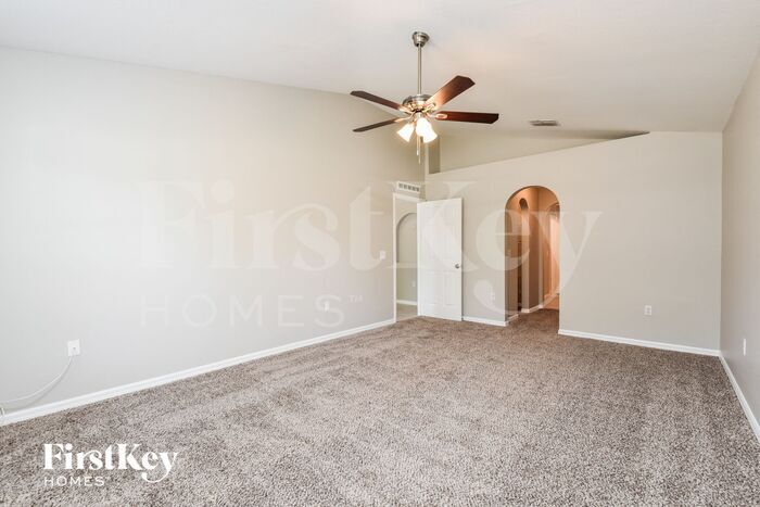 Building Photo - 2314 Chipley Ave