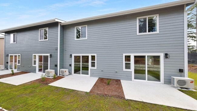 Building Photo - New Construction - 2 Bed 1.5 Bath - Pet Friendly - NAS Whidbey