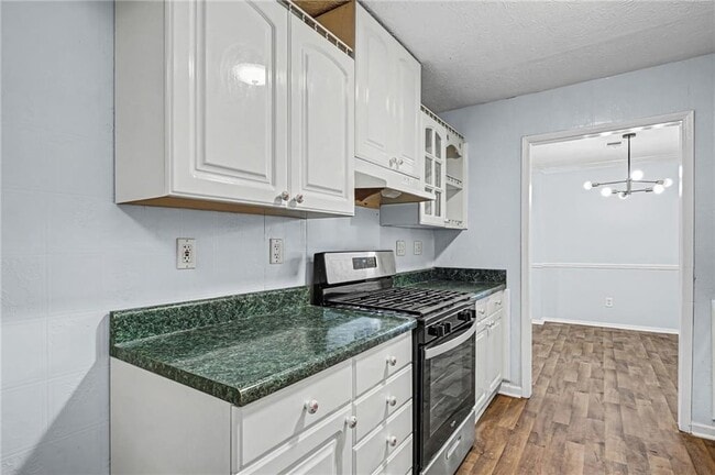 Building Photo - 1603 Augusta Dr