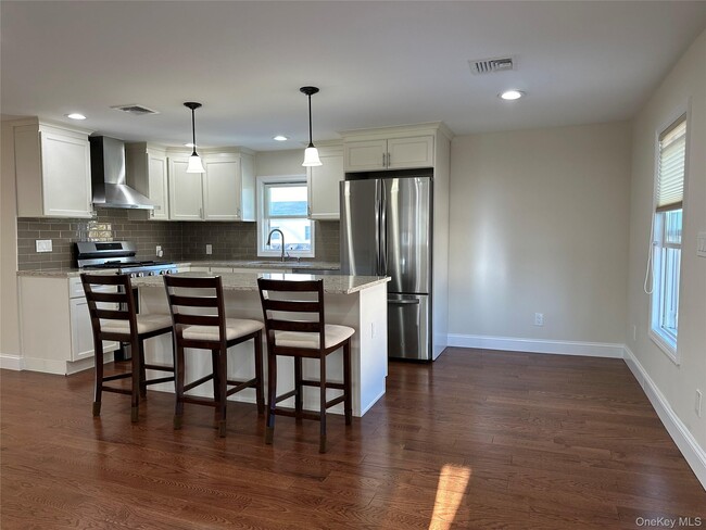 Building Photo - 59 New Hampshire Ave