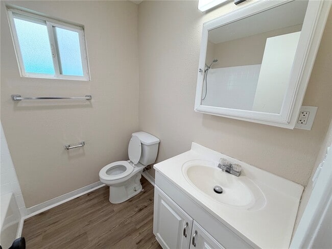 Building Photo - 355 S Aspan Ave