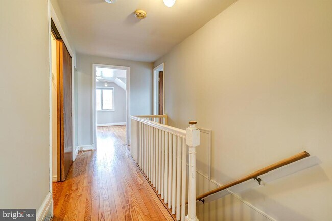 Building Photo - 2809 Pierpont St