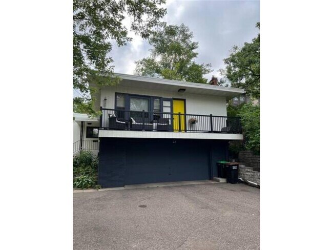 Building Photo - 4005 W 44th St