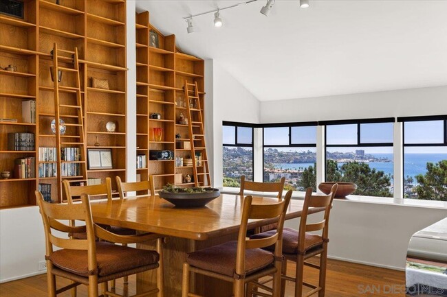 Building Photo - 8496 Westway Dr