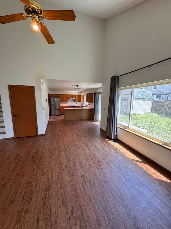 Building Photo - 4 Bed 4 Bath in Briargate $2695 Pet Friendly