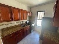 Building Photo - 2 bedroom in BRONX NY 10456