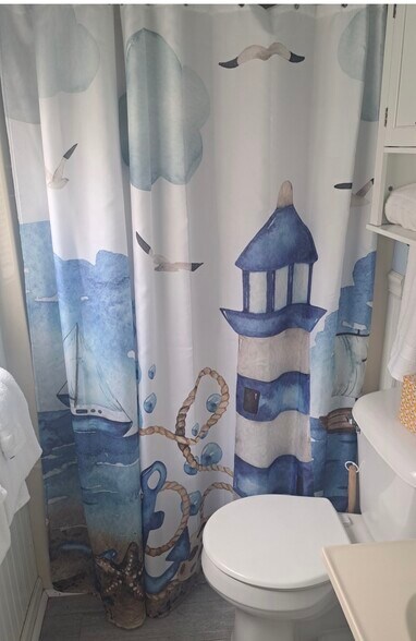 bath with sit down shower - 2315 Martins Point Rd