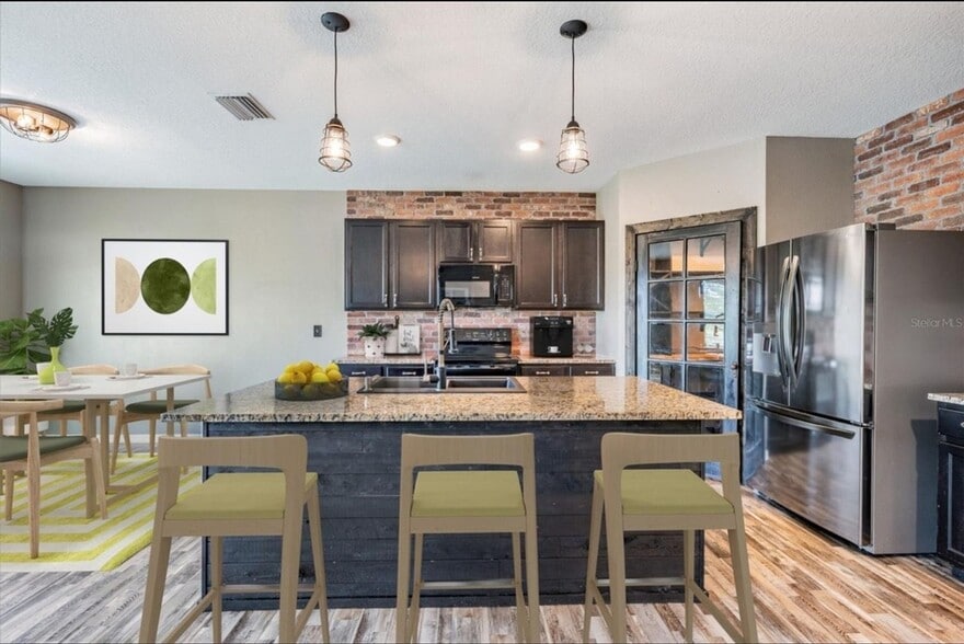 Building Photo - 30907 Summer Sun Lp