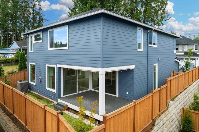 Building Photo - 10108 22nd Pl SE