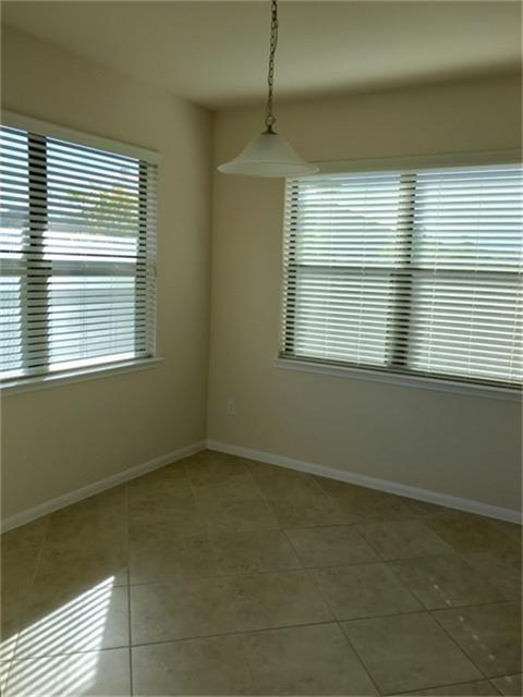 Building Photo - 5618 Drumlin Field Way
