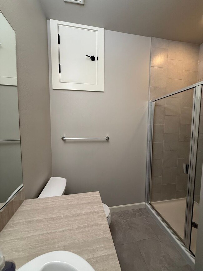 Building Photo - Spacious 3BR + Bonus Timber Creek Home for...