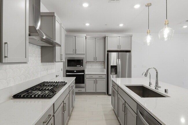 Building Photo - Experience refined living in this beautifully appointed 3-bedroom, 2.5-bathroom townhome spanning...