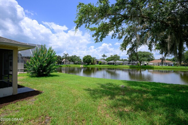 Building Photo - 1712 Arash Cir