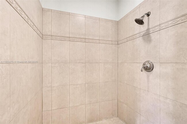 Building Photo - 4425 Hidden Harbour Terrace