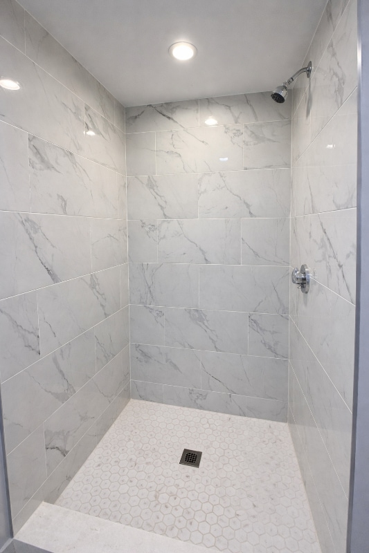 Building Photo - 510 Main St