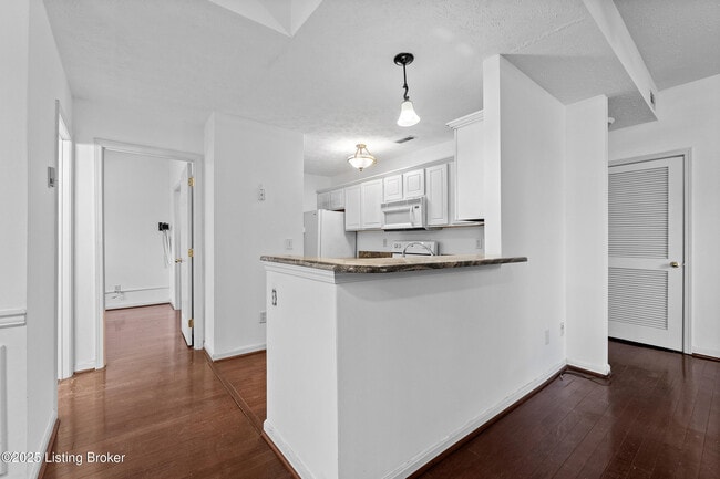 Building Photo - 13230 Prospect Glen Way