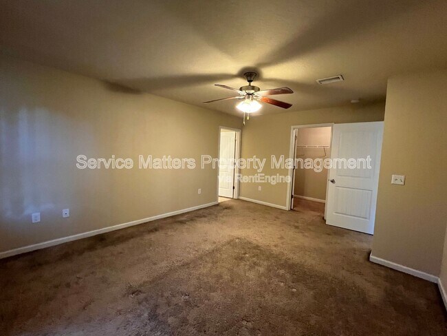 Building Photo - 4901 Spears St