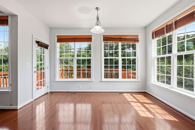 Building Photo - 14982 Gossom Manor Pl