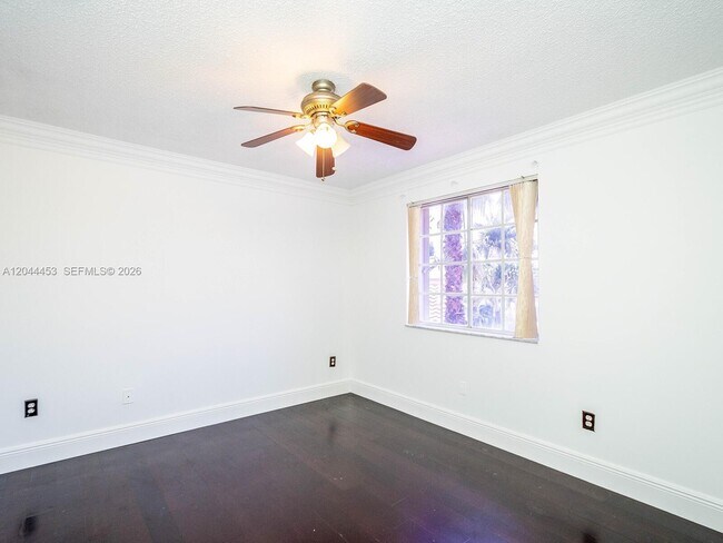 Building Photo - 351 SW 184th Terrace