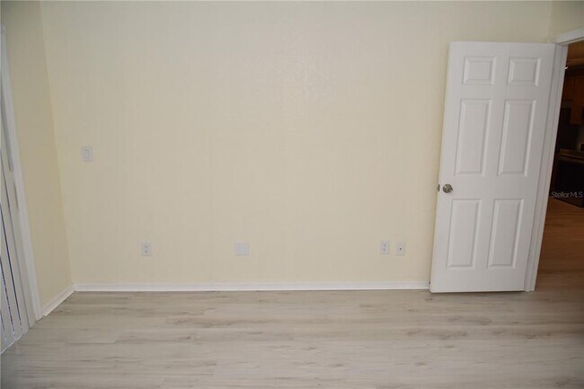 Building Photo - 10265 Gandy Blvd N