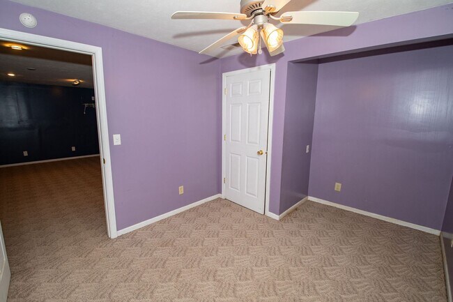 Building Photo - 4 Bedroom home in Granger, IN!