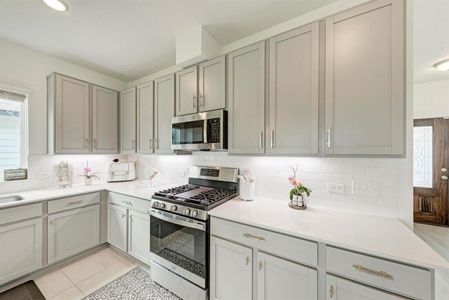Building Photo - 411 Ravens Crst Dr