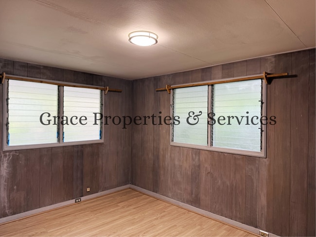 Building Photo - 0038EIK