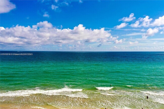 Building Photo - 3001 S Ocean Dr