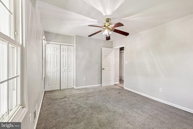 Building Photo - 2905 Wren Ct