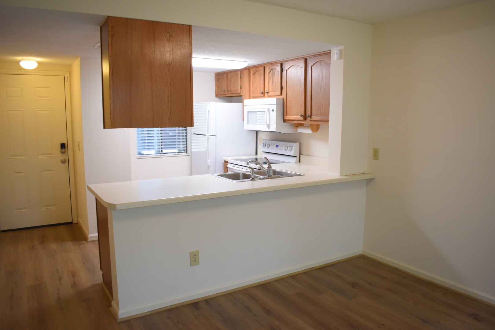 Building Photo - 3631 Saint Johns Ct