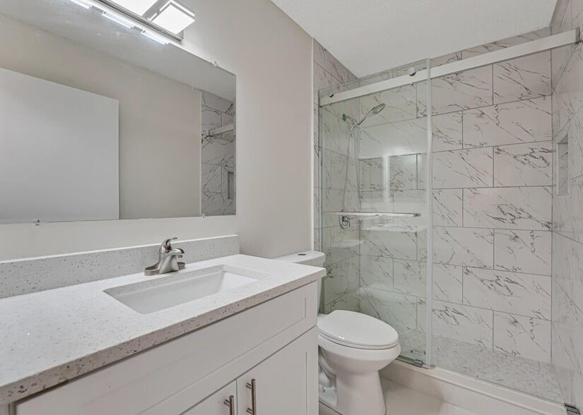 Building Photo - 13730 Sunflower Ct