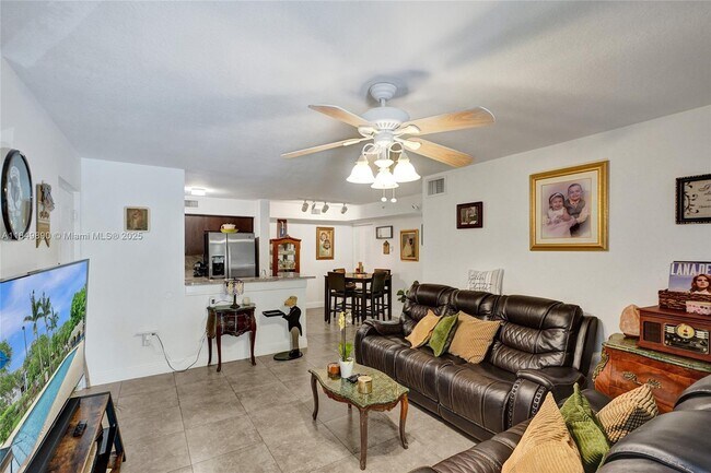 Building Photo - 15400 SW 284th St