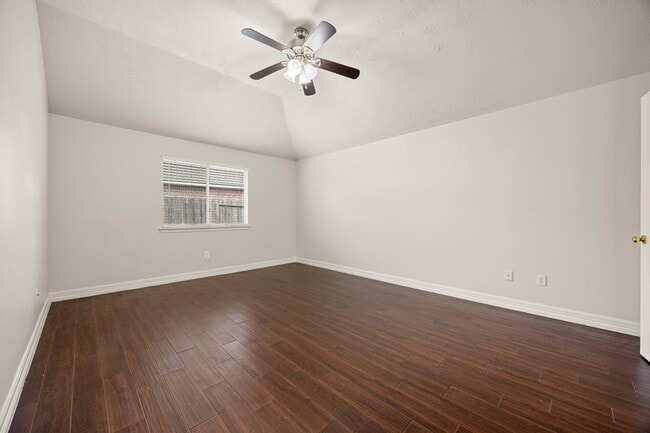 Building Photo - 29123 Foxingham Cir