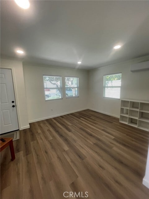 Building Photo - 3807 Mohawk St