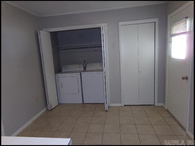 Building Photo - 5813 La Mirado Dr