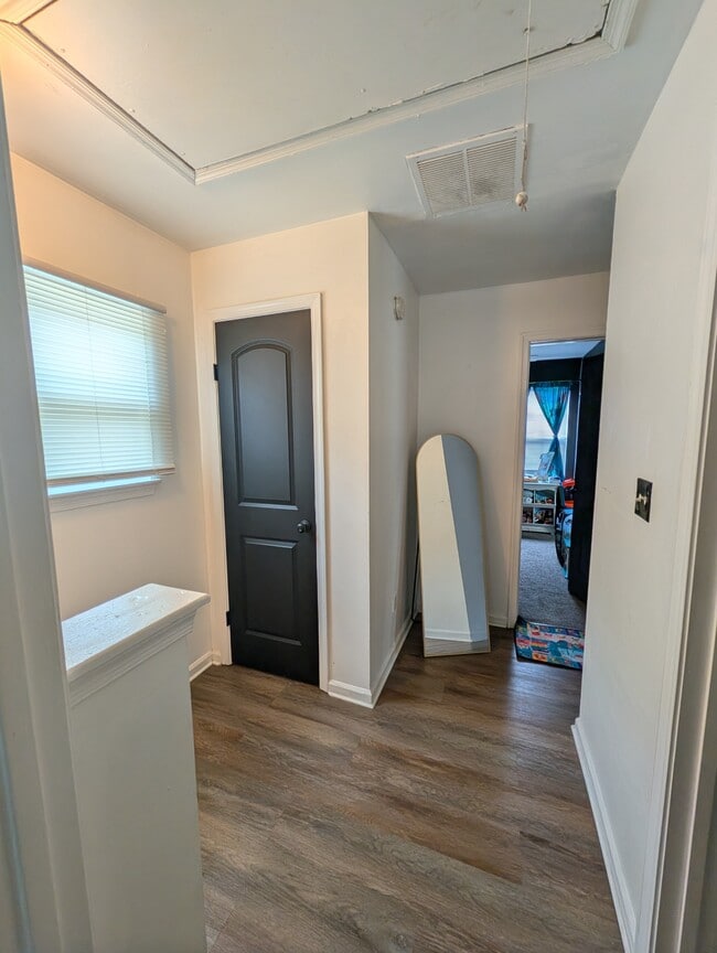 Building Photo - 52 Buxton Ave