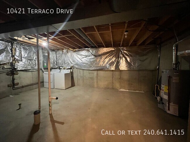 Building Photo - 10421 Terraco Dr
