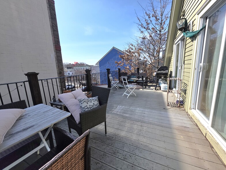 Building Photo - 5 Gore Street Pl