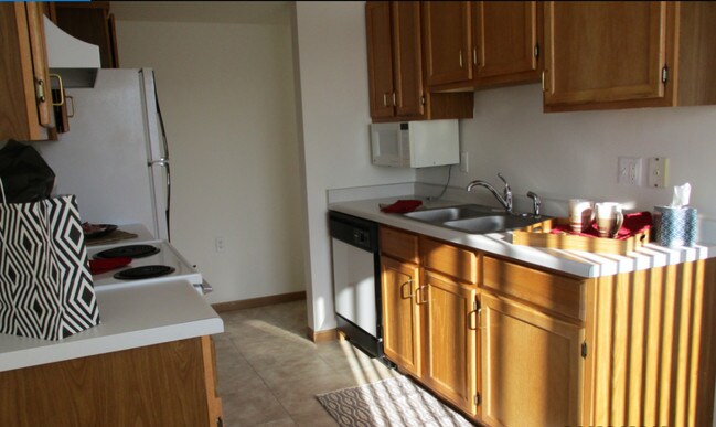 Building Photo - SummerField Place