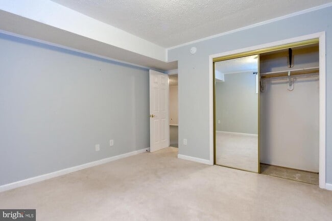 Building Photo - 2816 N Yucatan St